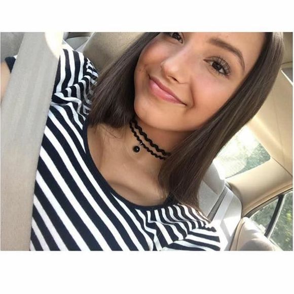 Meet your Posher, Mariah - Picture 1 of 1